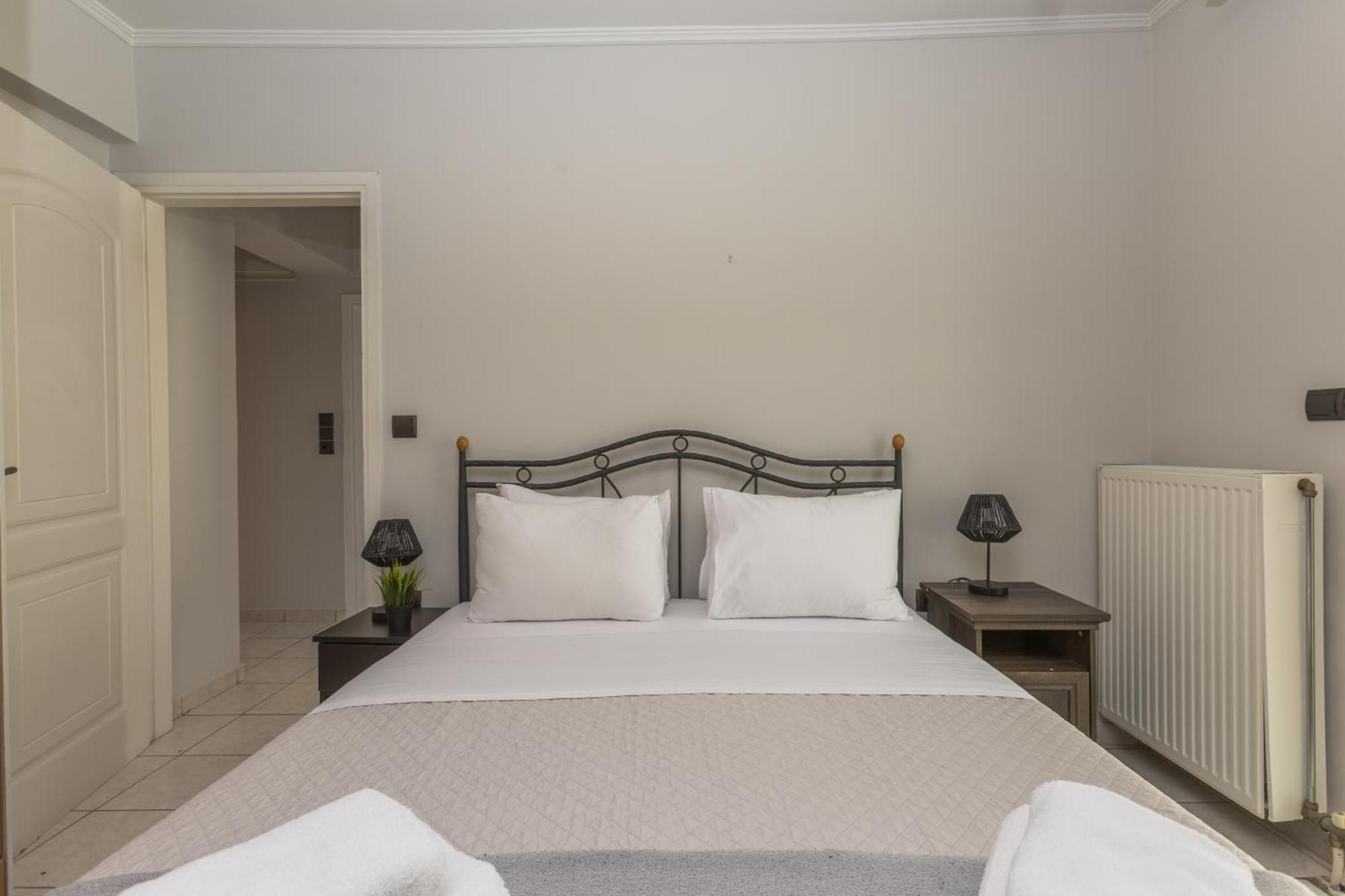 Appartamento Raise Piraeus Harbor Flats Esterno foto
