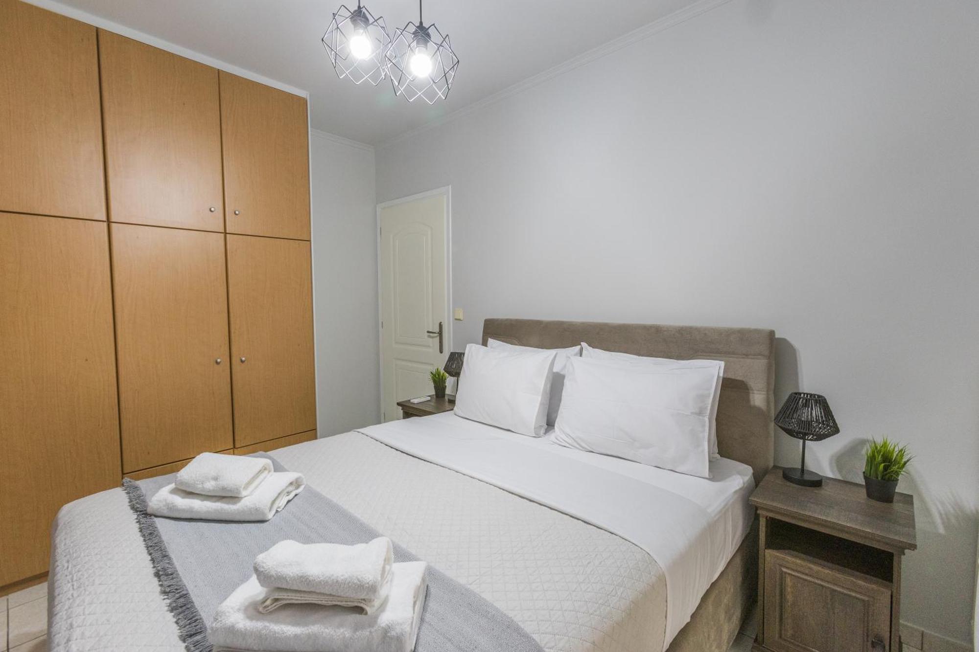 Appartamento Raise Piraeus Harbor Flats Esterno foto